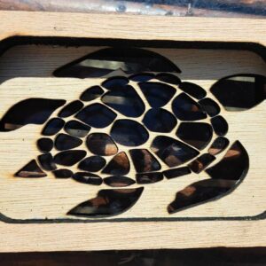 Porte savon tortue, découpe laser sur contre plaqué et vernis