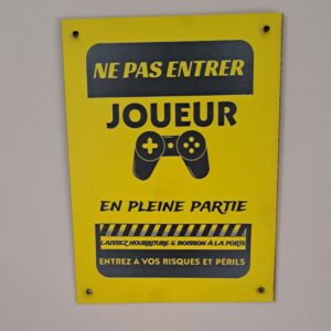 pancarte porte : ne pas entrer