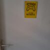 pancarte porte gamer : attends je fini ma partie – Image 2